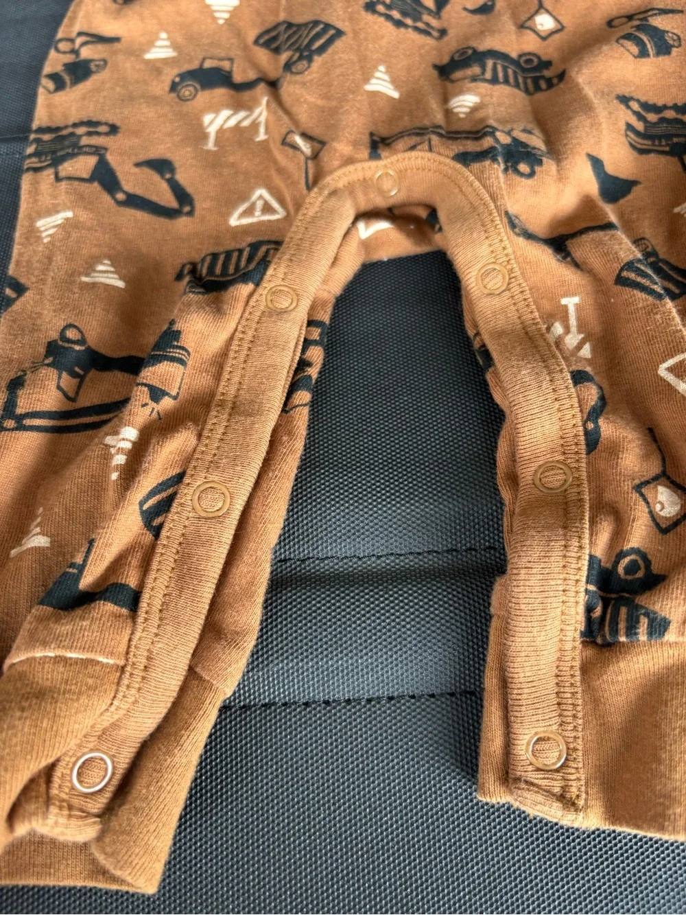 Carhartt soft brown